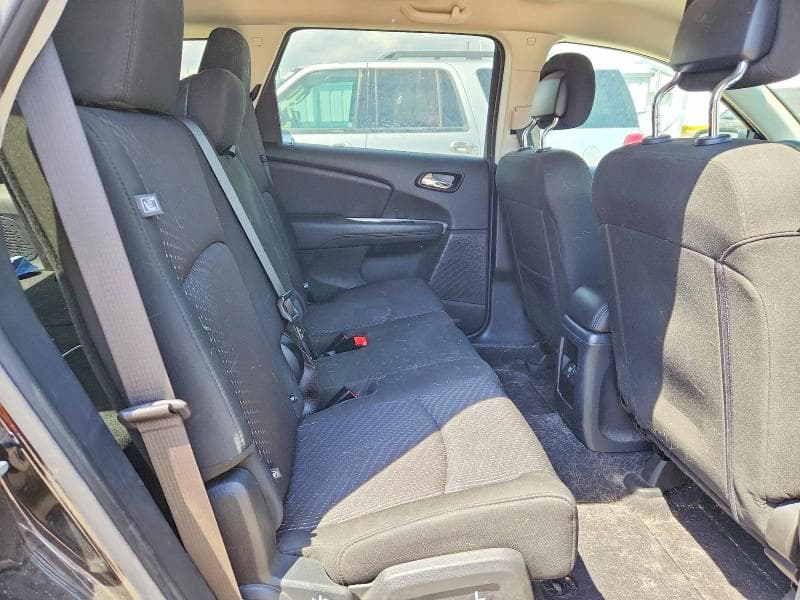 2019 DODGE JOURNEY SE 11