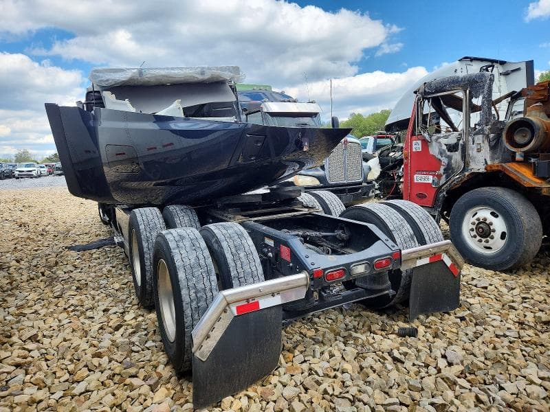2025 VOLVO VNL SEMI TRUCK 3