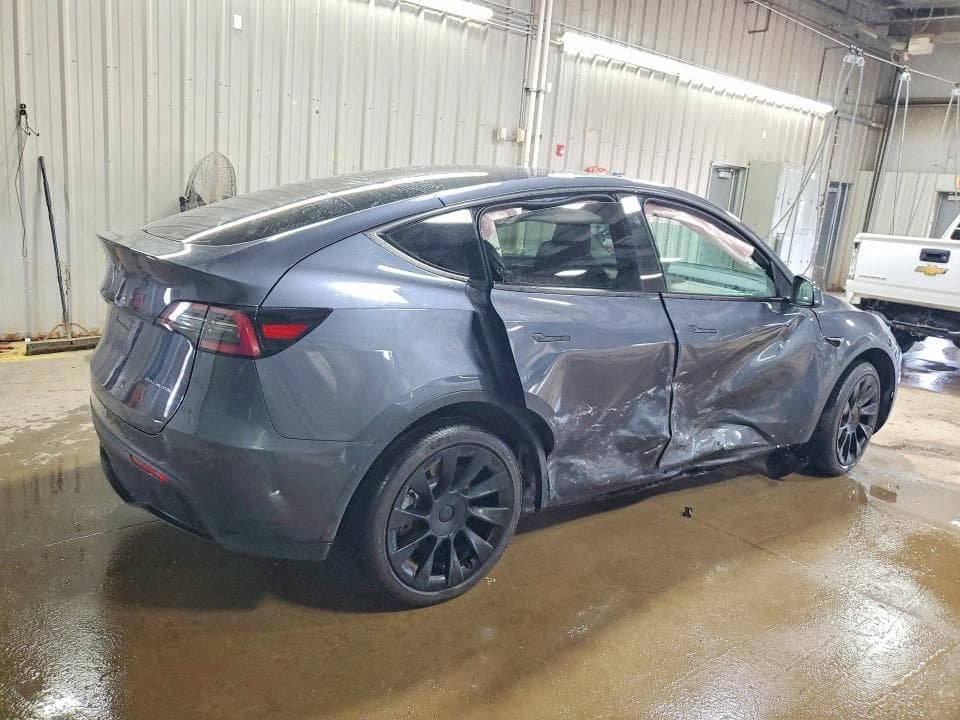 2023 TESLA MODEL Y 3
