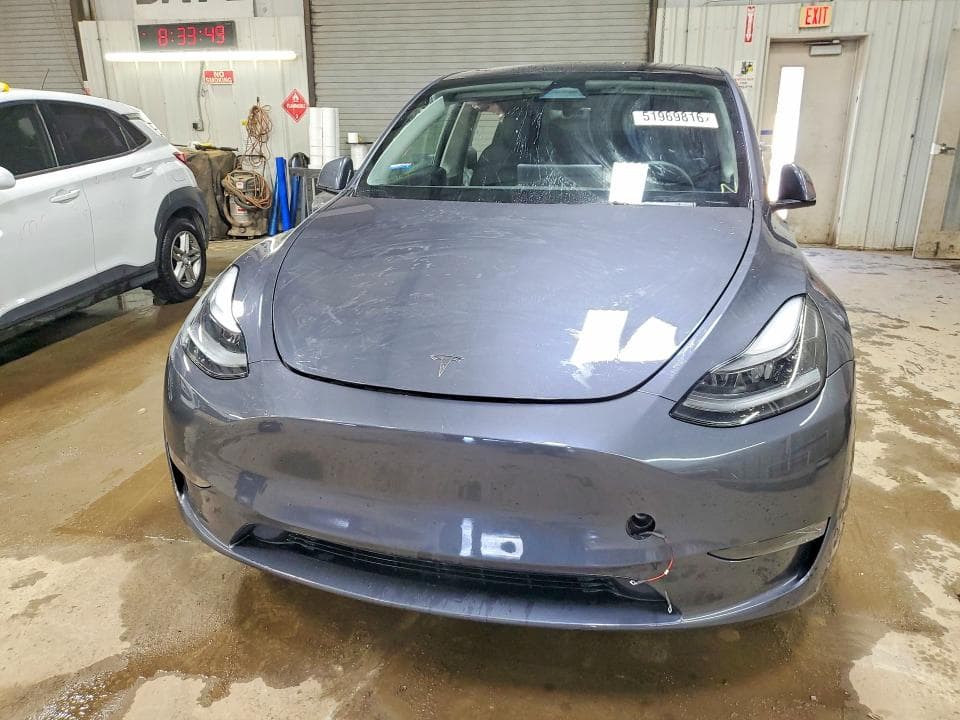 2023 TESLA MODEL Y 5