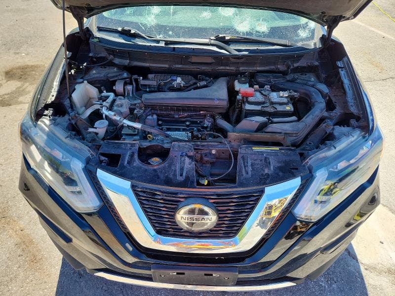 2018 NISSAN ROGUE S 12