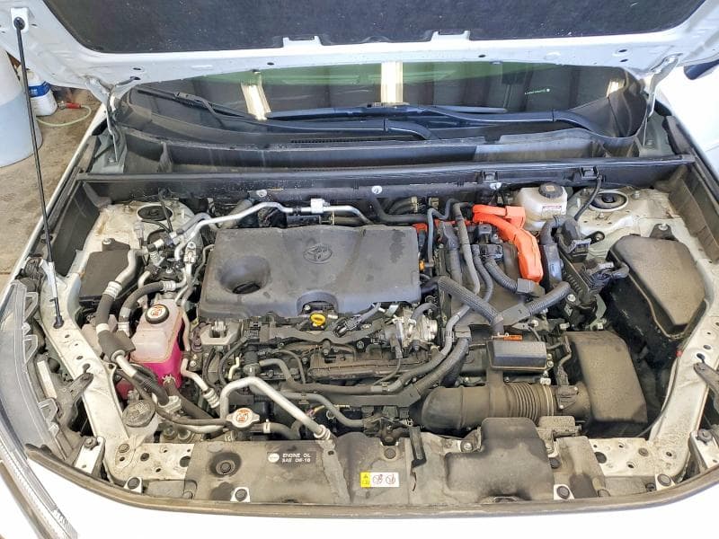 2024 TOYOTA RAV4 PRIME XSE 12