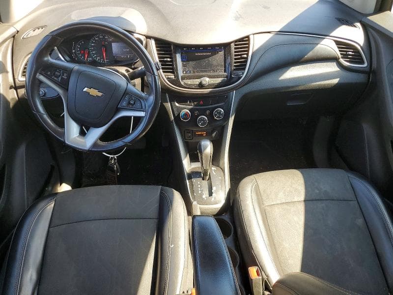 2020 CHEVROLET TRAX 1LT 8