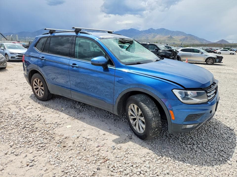 2018 VOLKSWAGEN TIGUAN S 4