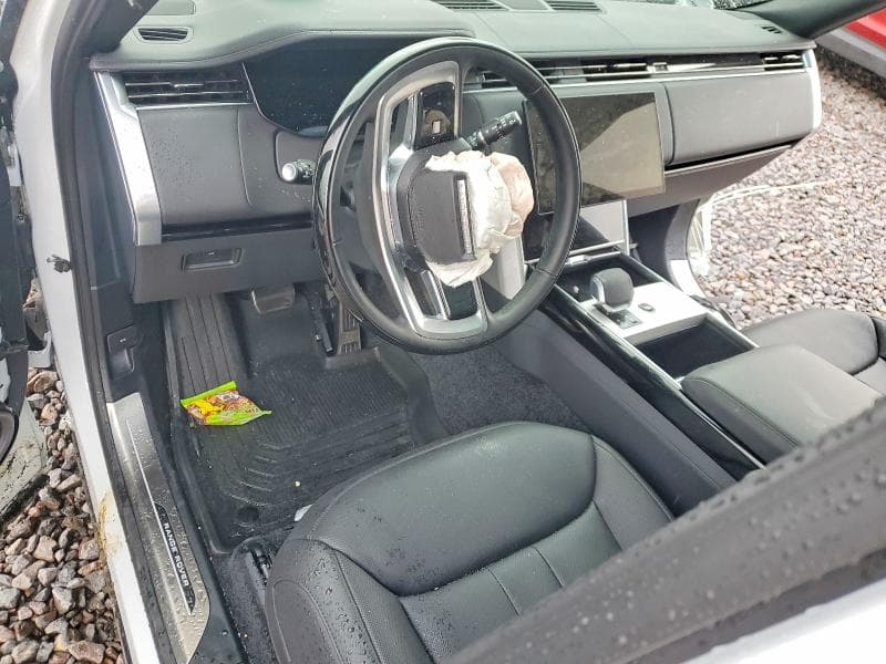 2026 LAND ROVER RANGE ROVER SE 8