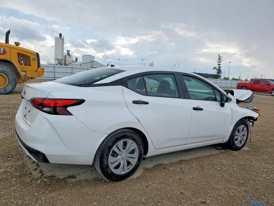 2021 NISSAN VERSA S S 3