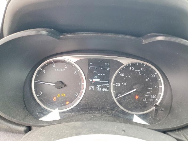 2021 NISSAN VERSA S S 9