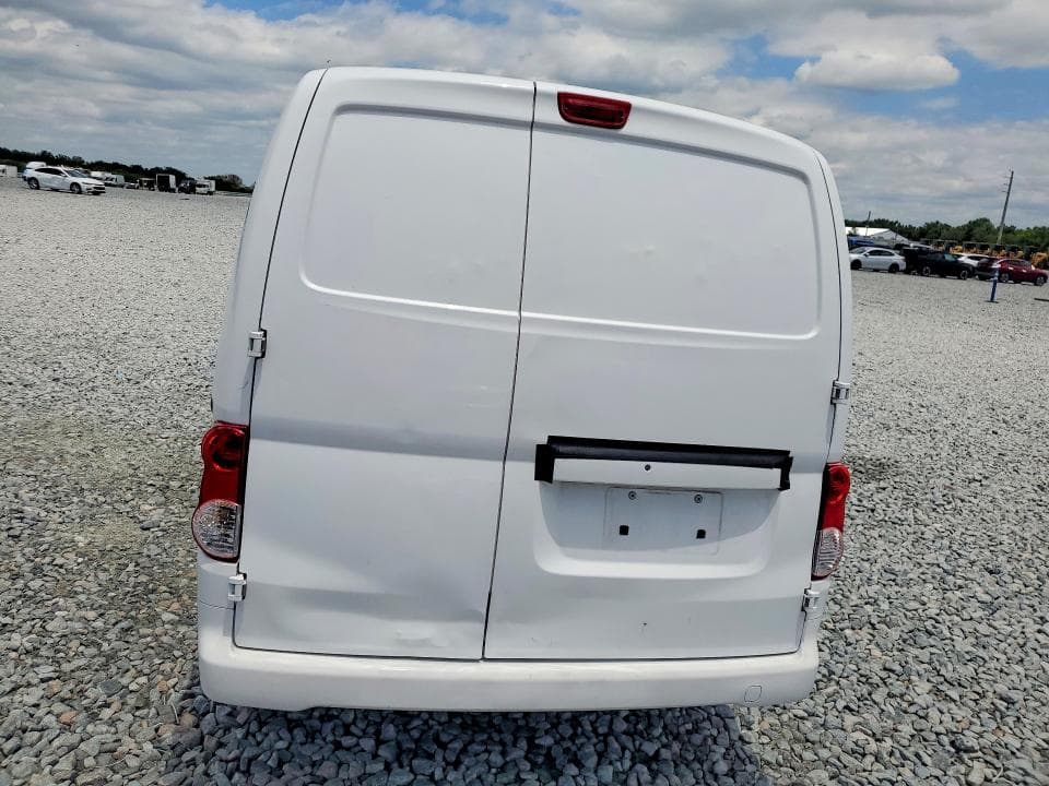2017 NISSAN NV200 SV 6