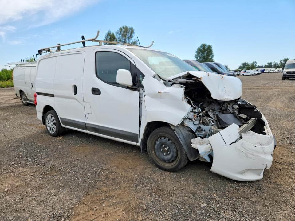 2017 NISSAN NV200 SV 4