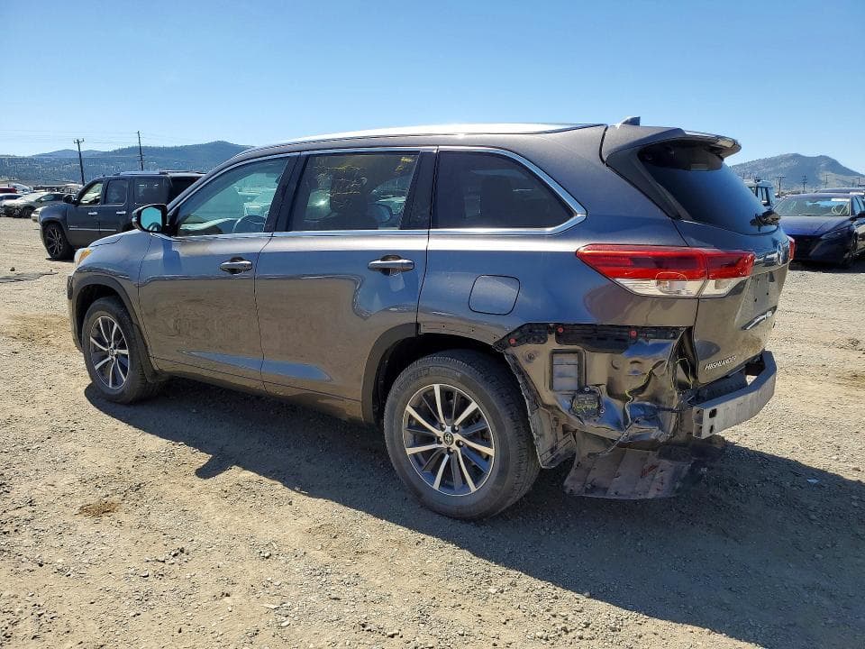 2018 TOYOTA HIGHLANDER XLE XLE 2