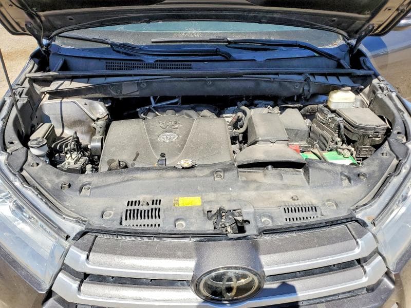 2018 TOYOTA HIGHLANDER XLE XLE 11