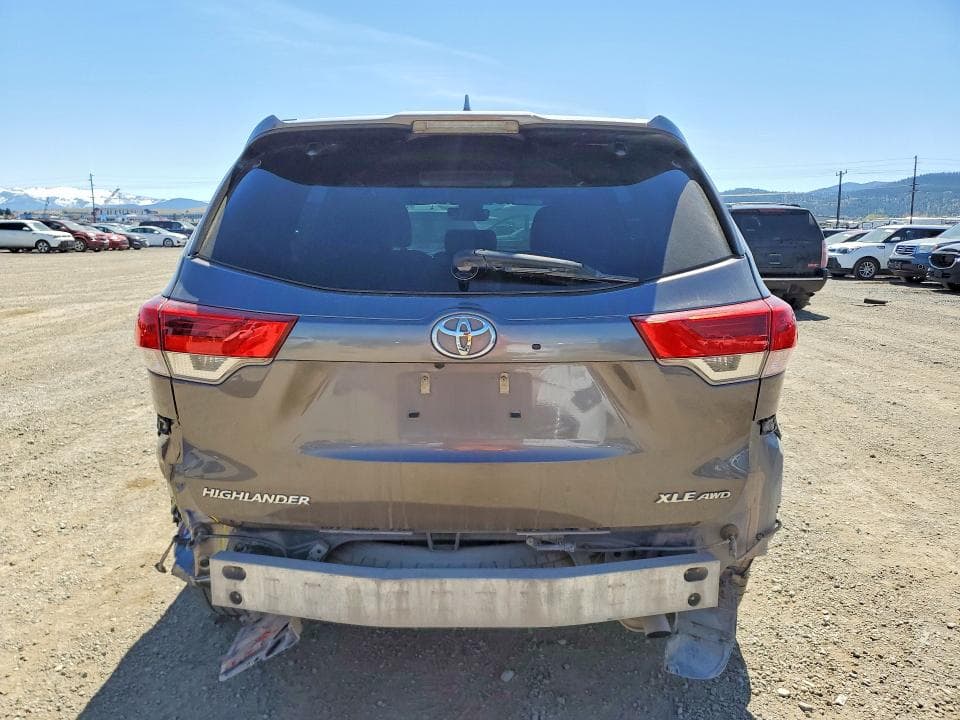 2018 TOYOTA HIGHLANDER XLE XLE 6