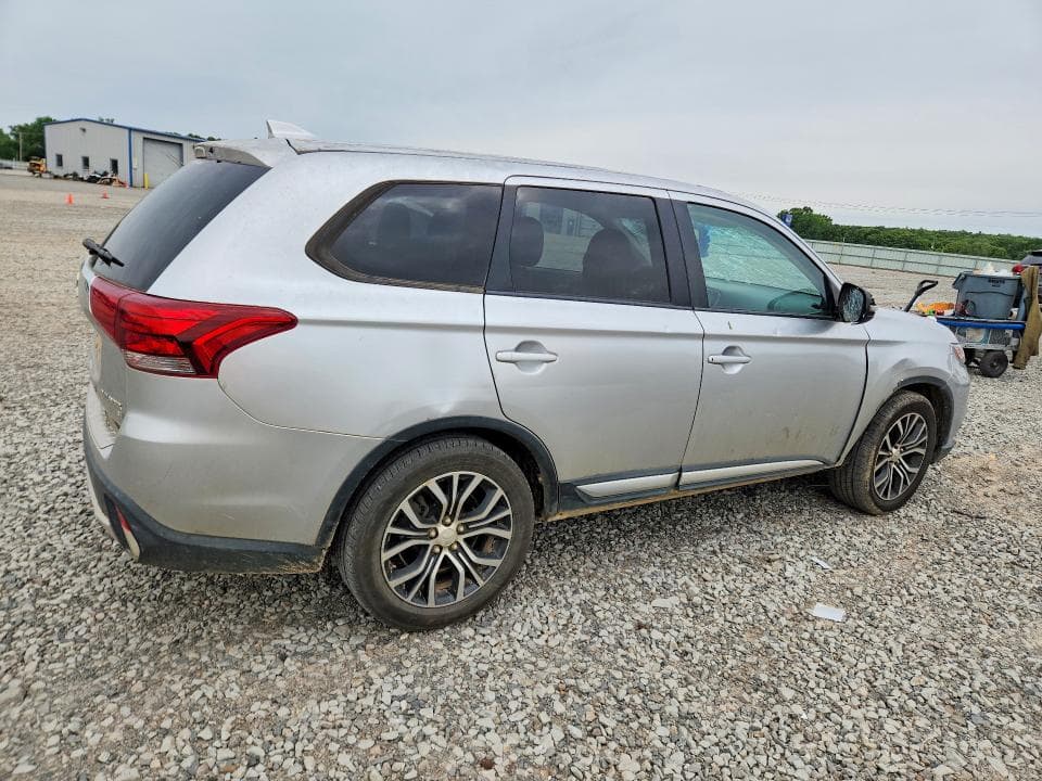 2018 MITSUBISHI OUTLANDER SE SE 3