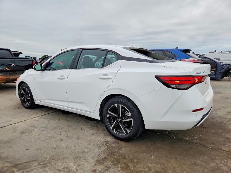 2024 NISSAN SENTRA SV SV 2