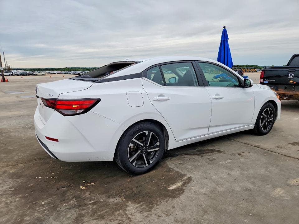 2024 NISSAN SENTRA SV SV 3