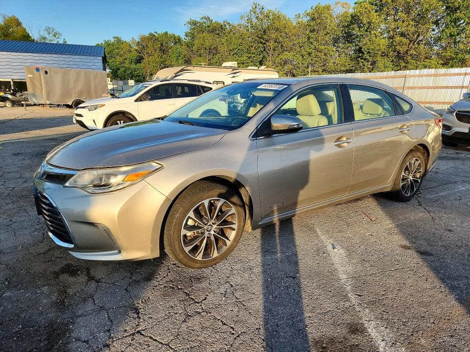 2018 TOYOTA AVALON HYBRID XLE PREMIUM - 1