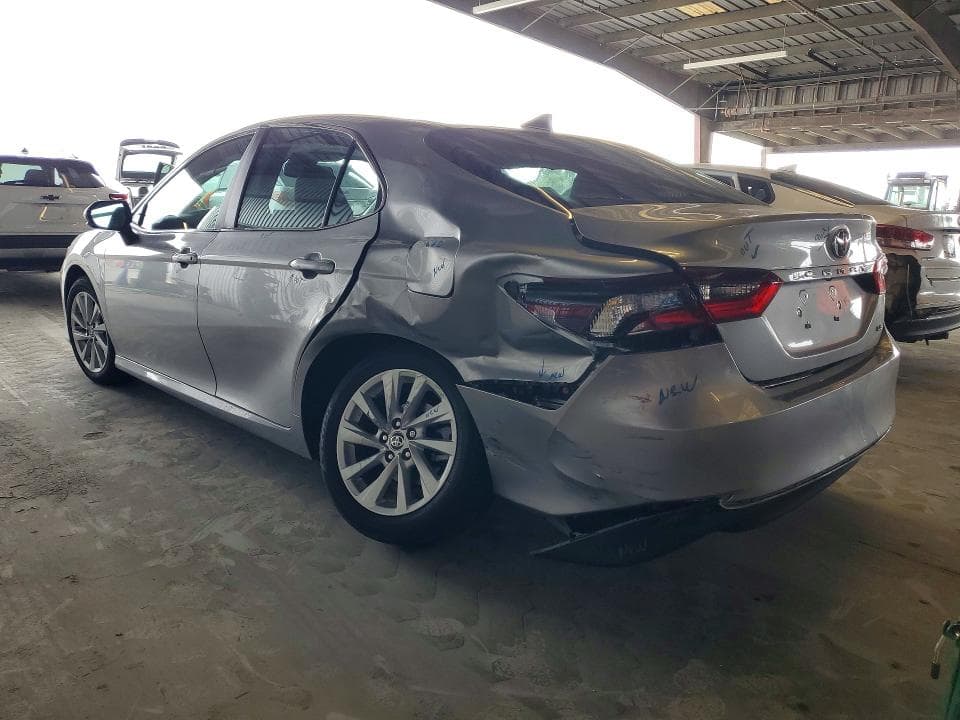 2024 TOYOTA CAMRY LE 2