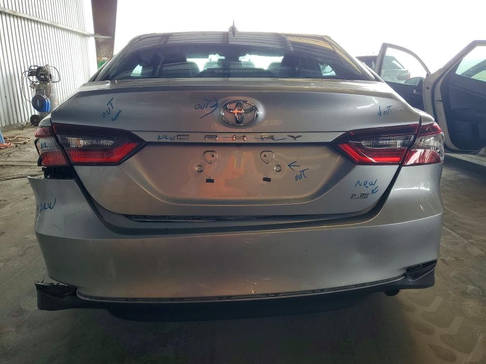 2024 TOYOTA CAMRY LE 6