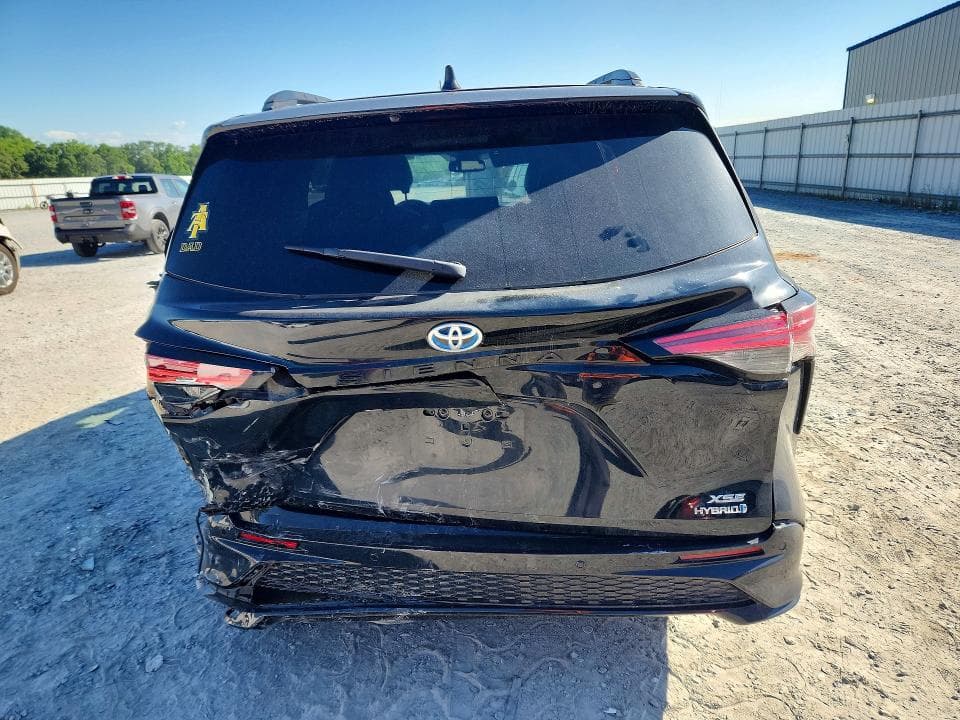 2021 TOYOTA SIENNA XSE 7-PASSENGER XSE 7-PASSENGER 6