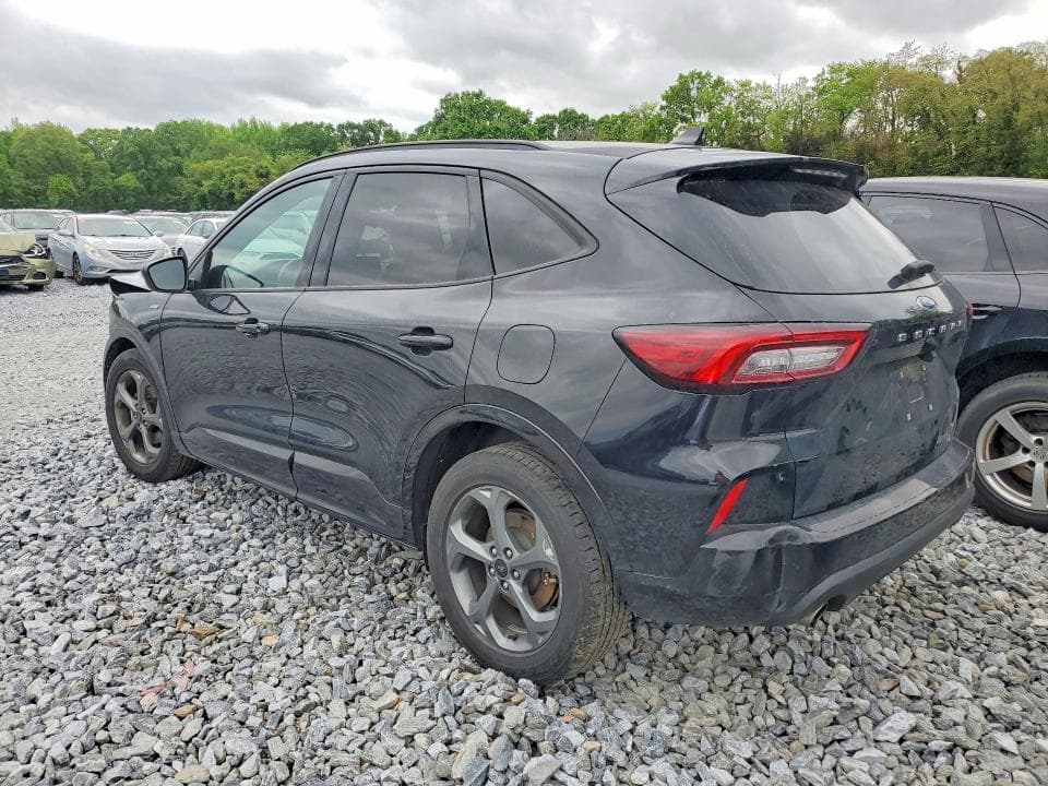 2023 FORD ESCAPE ST LINE 2