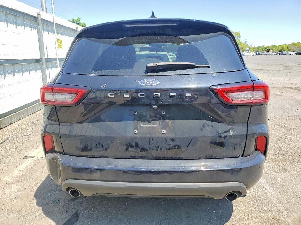 2023 FORD ESCAPE ST LINE 6
