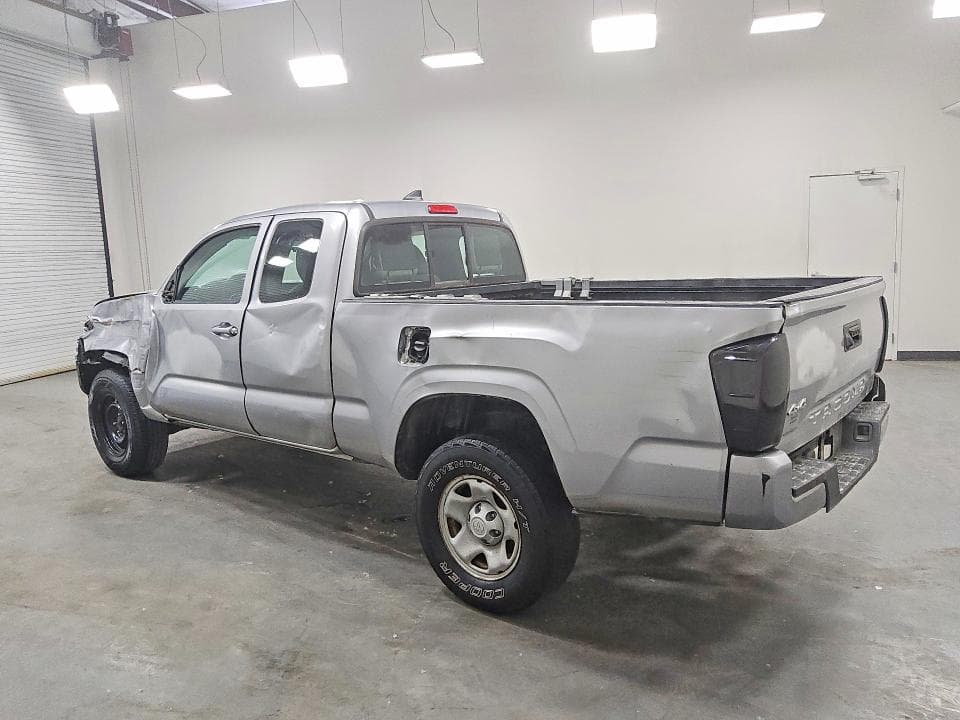 2018 TOYOTA TACOMA SR SR 2