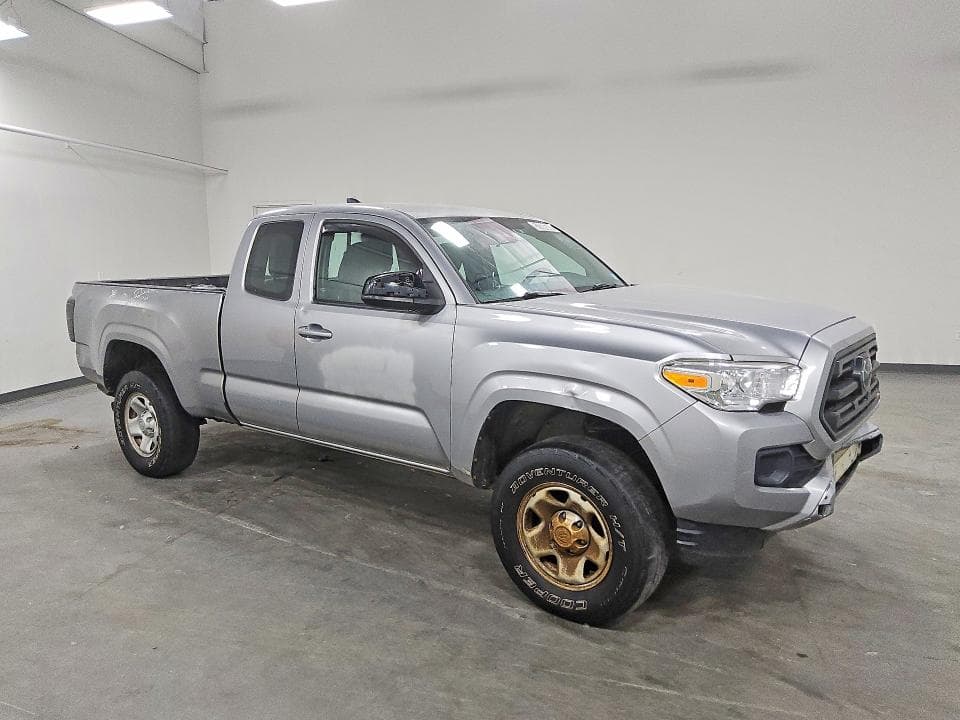 2018 TOYOTA TACOMA SR SR 5