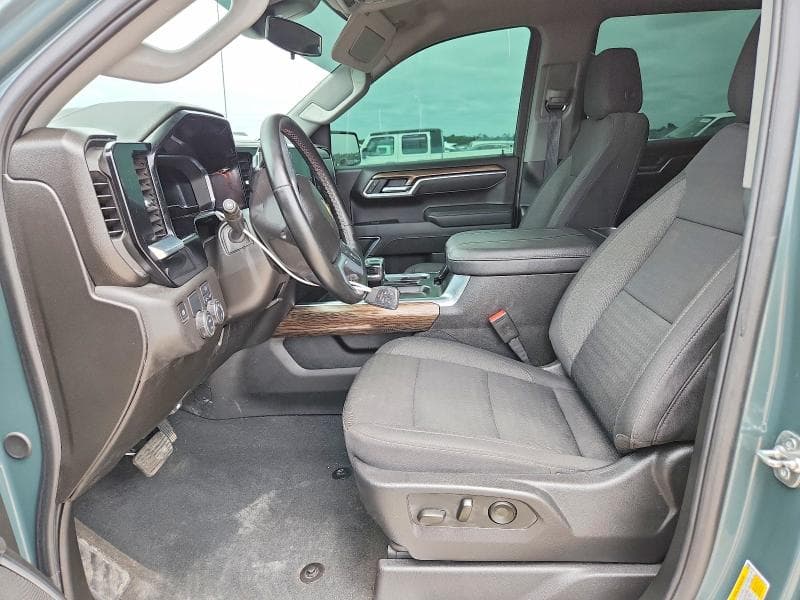 2025 CHEVROLET SILVERADO C1500 LT C1500 LT 8