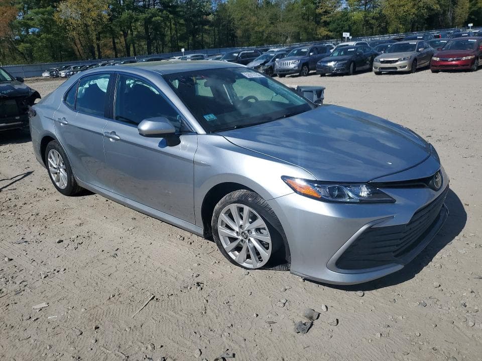 2024 TOYOTA CAMRY LE 4