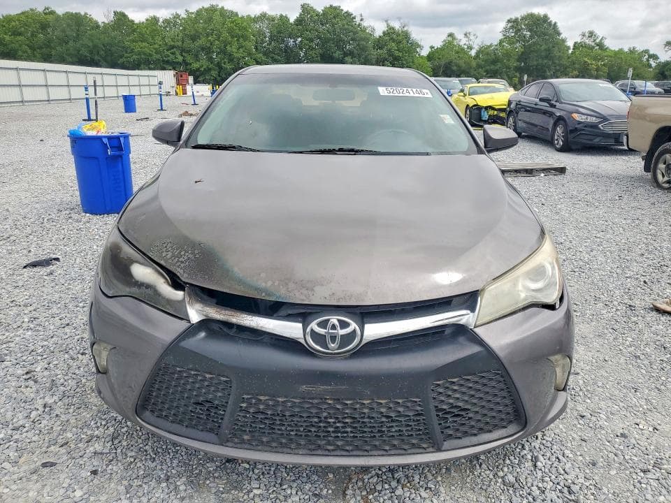 2017 TOYOTA CAMRY SE 5