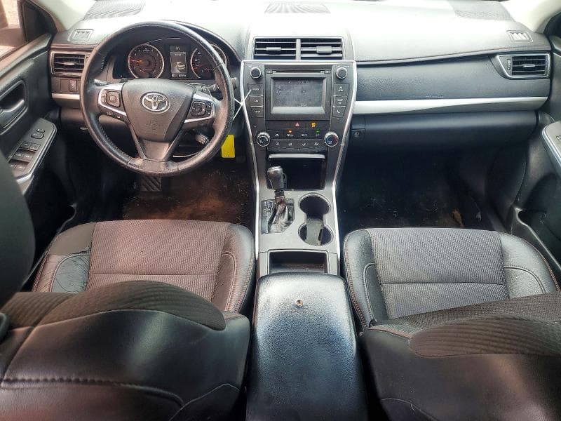 2017 TOYOTA CAMRY SE 8