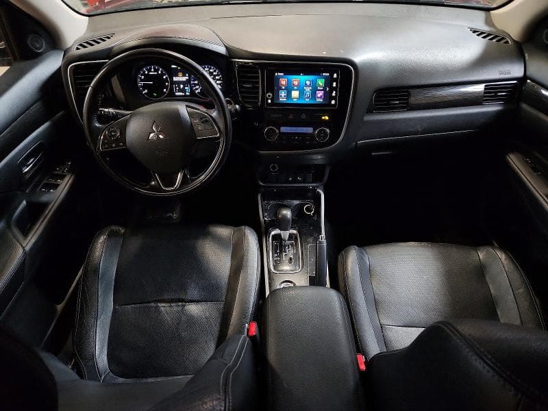 2017 MITSUBISHI OUTLANDER ES 8
