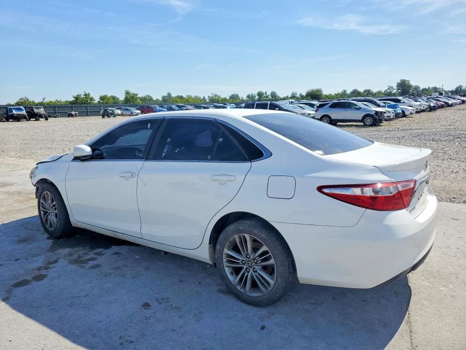 2017 TOYOTA CAMRY SE 2