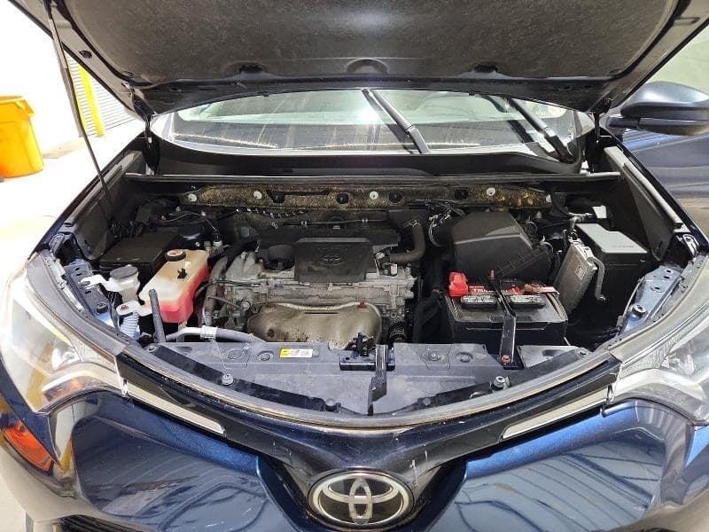 2018 TOYOTA RAV4 LE LE 12