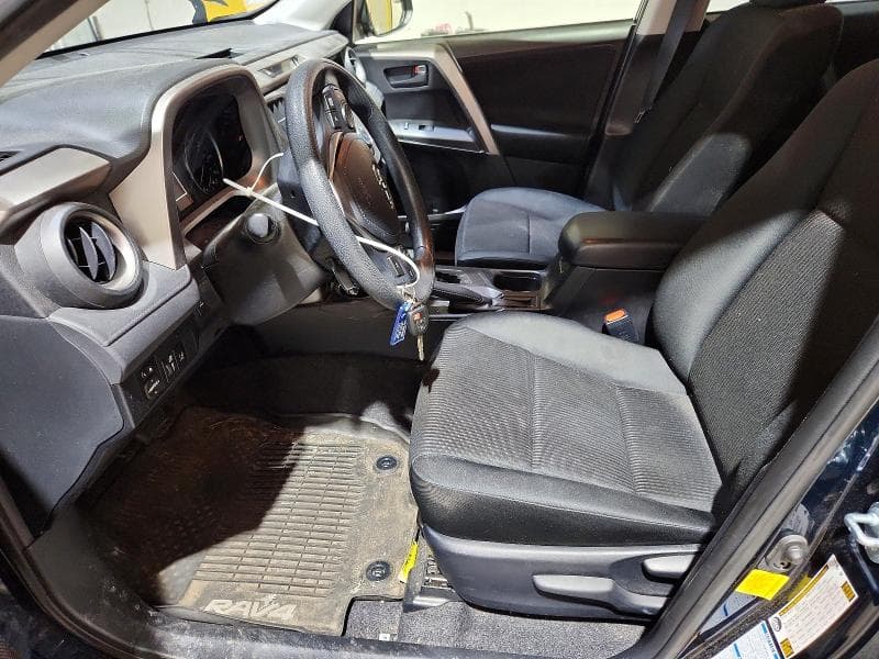 2018 TOYOTA RAV4 LE LE 7