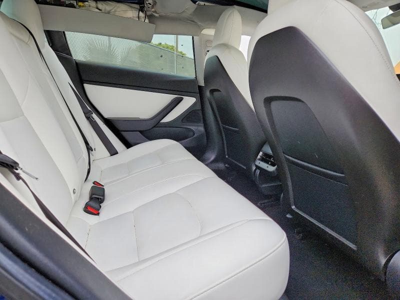 2018 TESLA MODEL 3 10