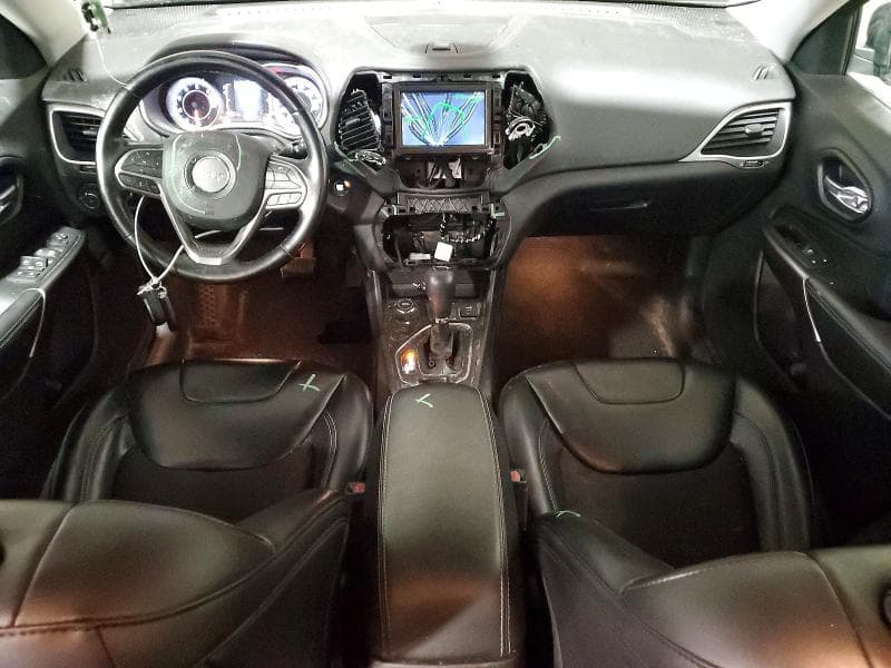 2020 JEEP CHEROKEE LATITUDE PLUS 8