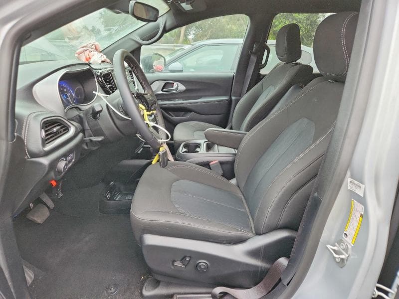 2024 CHRYSLER PACIFICA TOURING 7