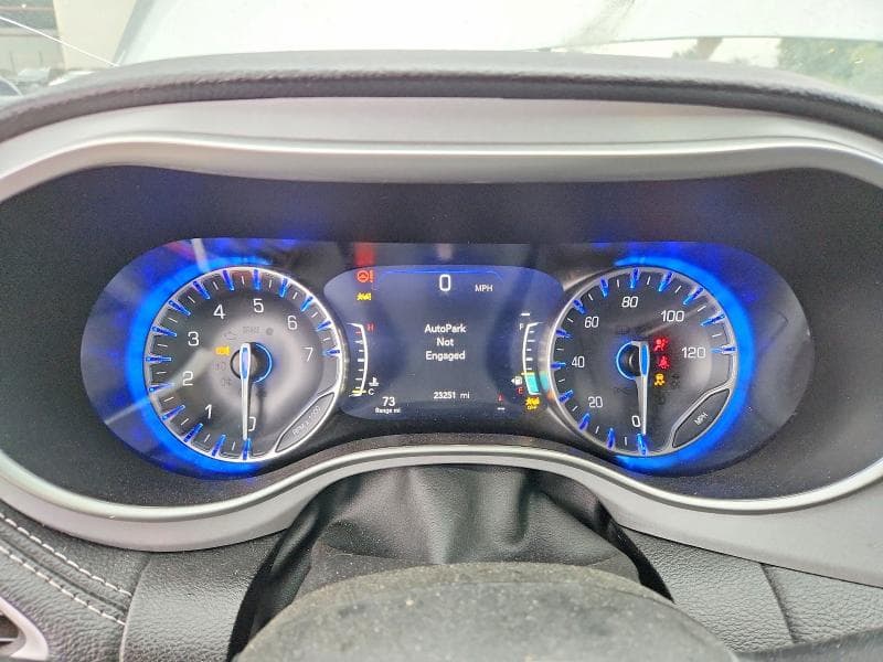 2024 CHRYSLER PACIFICA TOURING 9