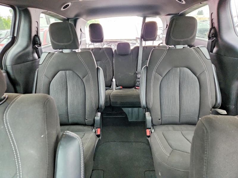 2024 CHRYSLER PACIFICA TOURING 10