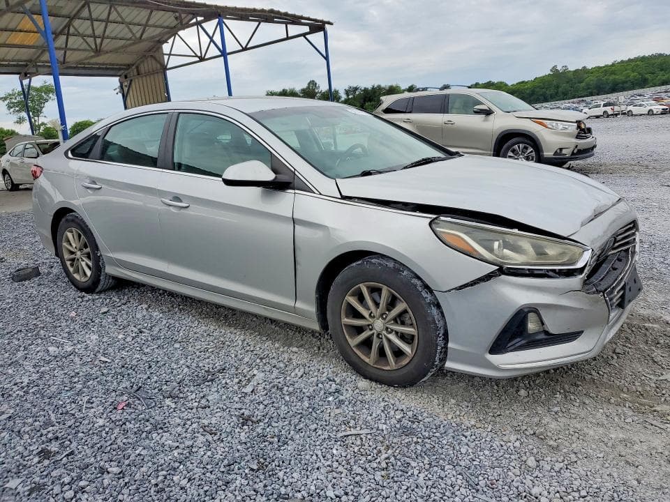 2019 HYUNDAI SONATA SE 4