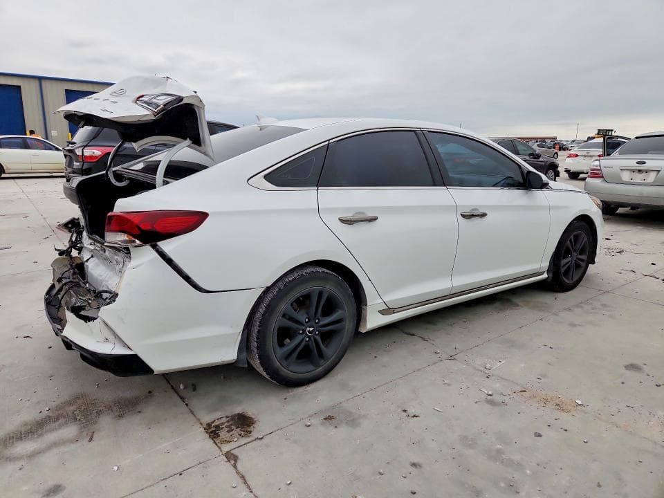 2018 HYUNDAI SONATA SEL 3