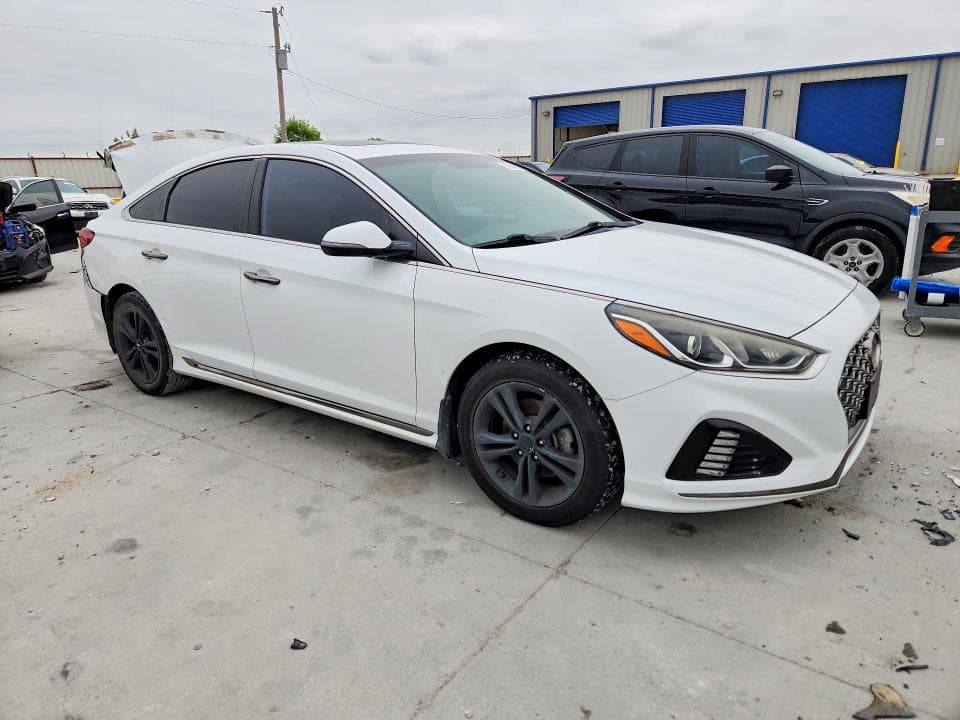 2018 HYUNDAI SONATA SEL 4