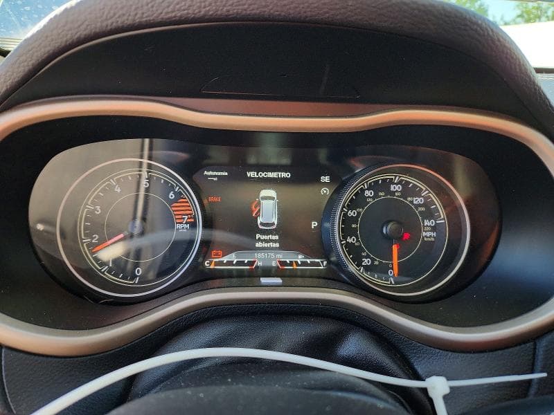2016 JEEP CHEROKEE LIMITED 9