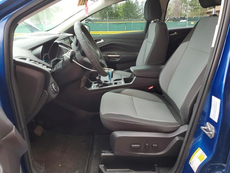 2017 FORD ESCAPE SE 7