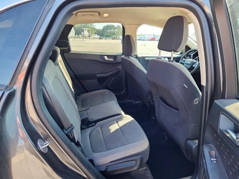 2020 FORD ESCAPE SE SE 11