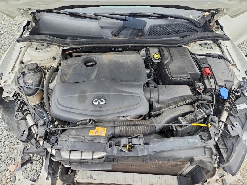 2018 INFINITI QX30 SPORT SPORT 11