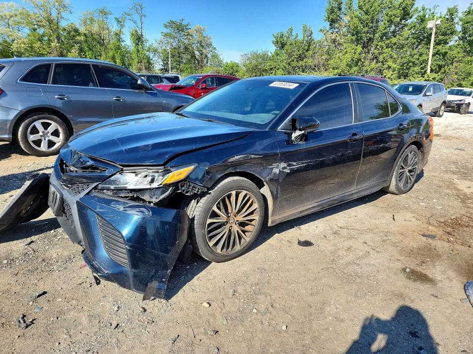 2018 TOYOTA CAMRY SE SE - 1