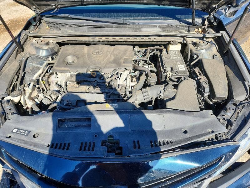 2018 TOYOTA CAMRY SE SE 11