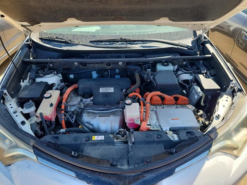 2018 TOYOTA RAV4 HYBRID LE 11